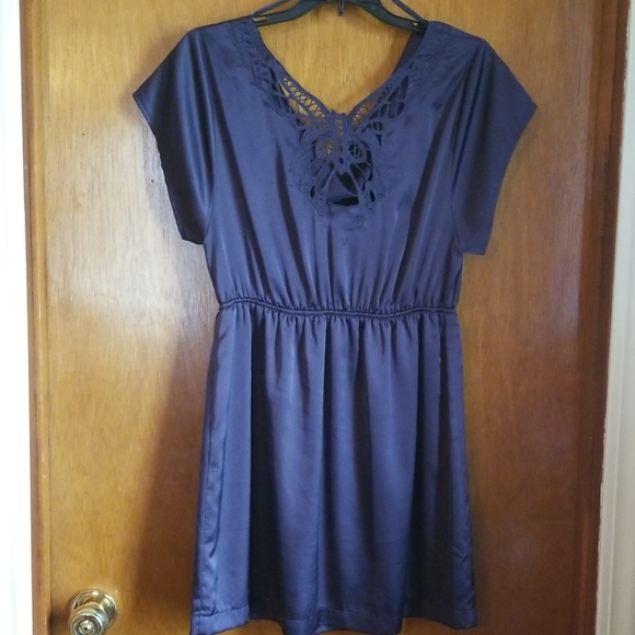 Womens Dress - Picture 2 of 3